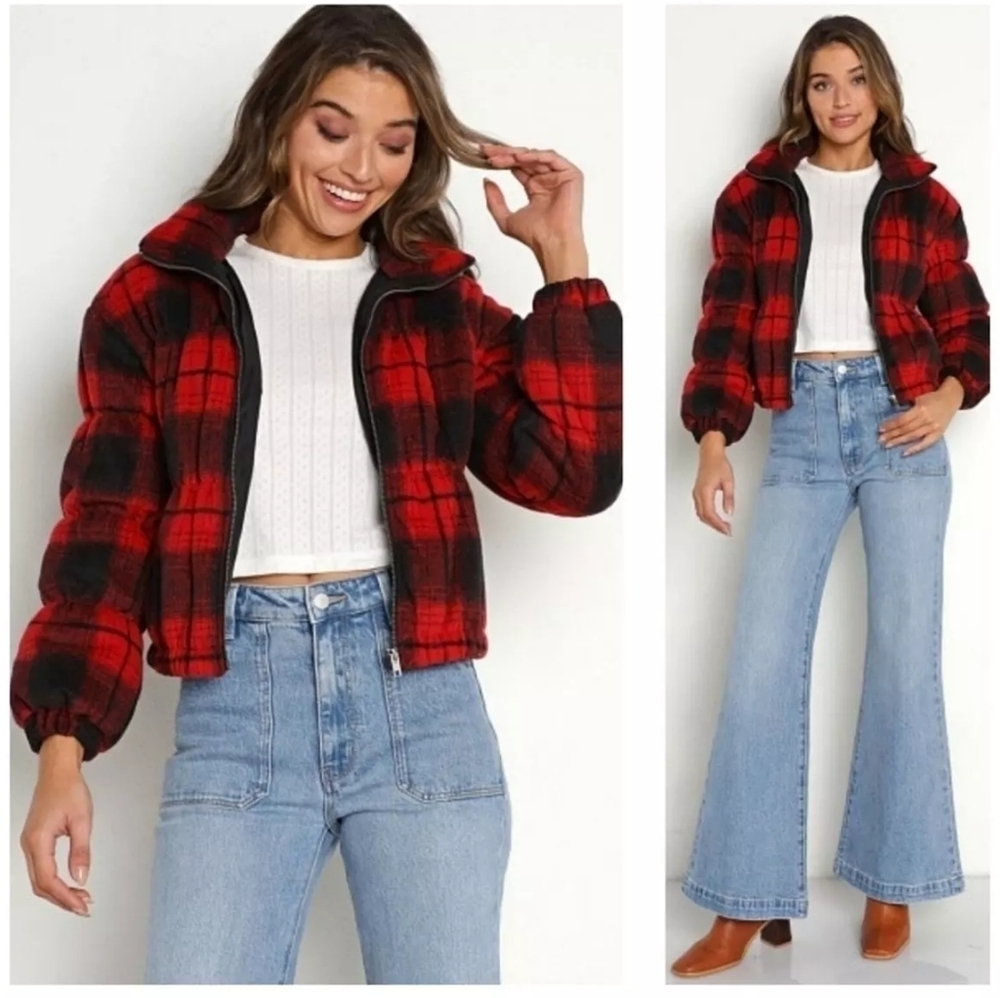 $139 BB Dakota Steve Madden Anthropolgie Puffer in True Red XS